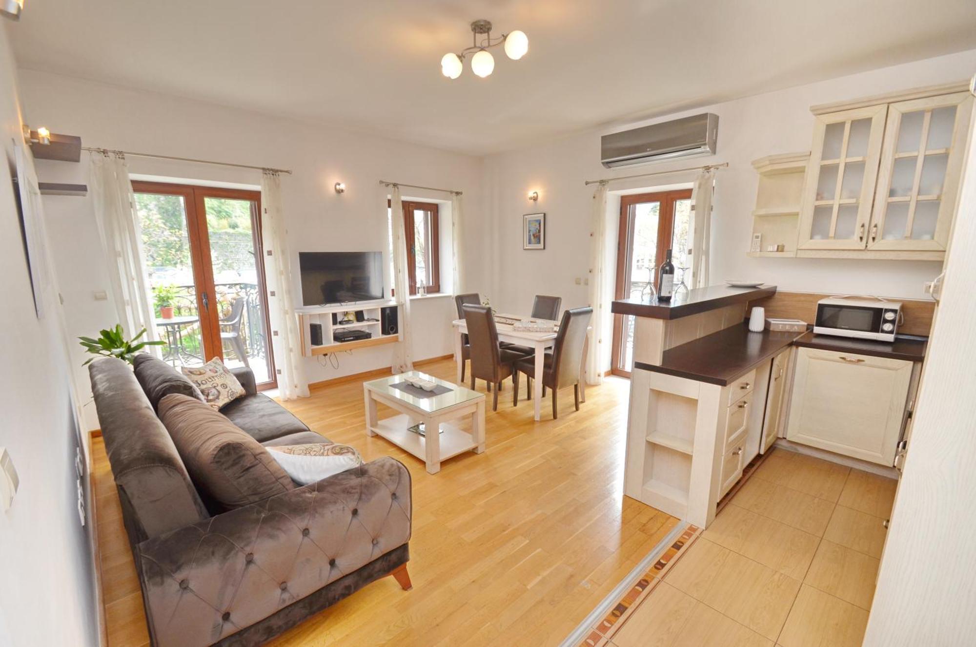 Fiumera Kotor Apartment المظهر الخارجي الصورة