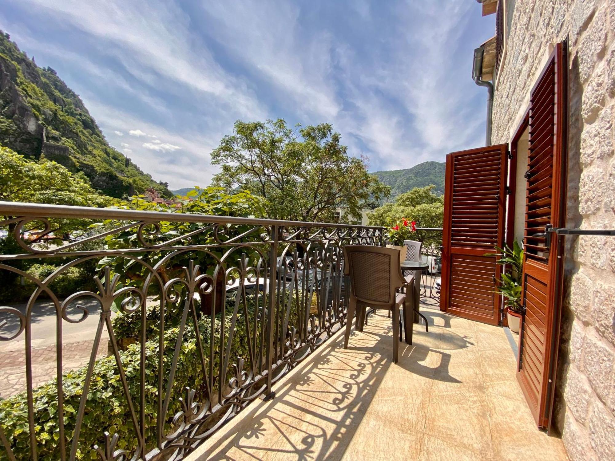 Fiumera Kotor Apartment المظهر الخارجي الصورة