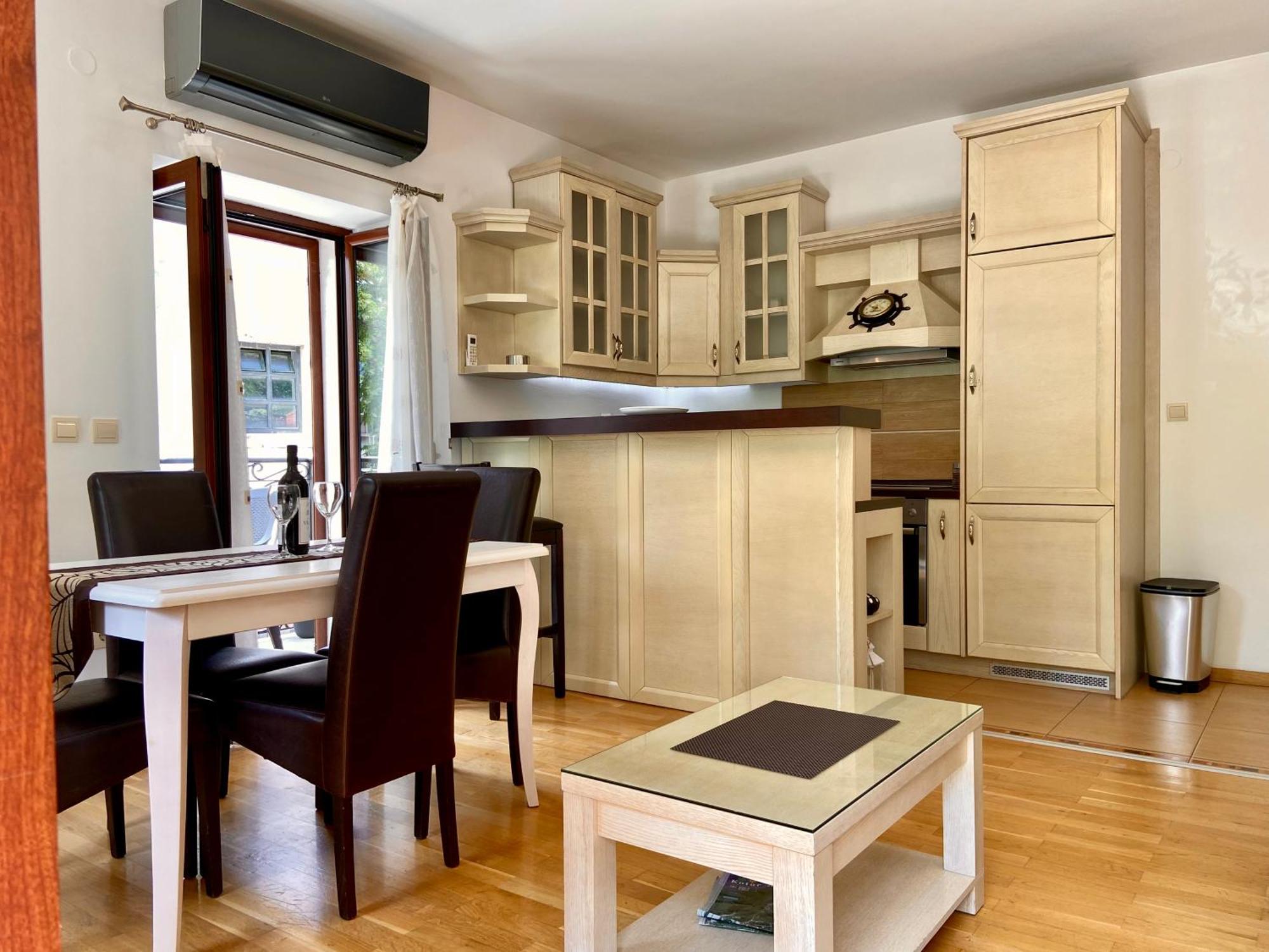 Fiumera Kotor Apartment المظهر الخارجي الصورة