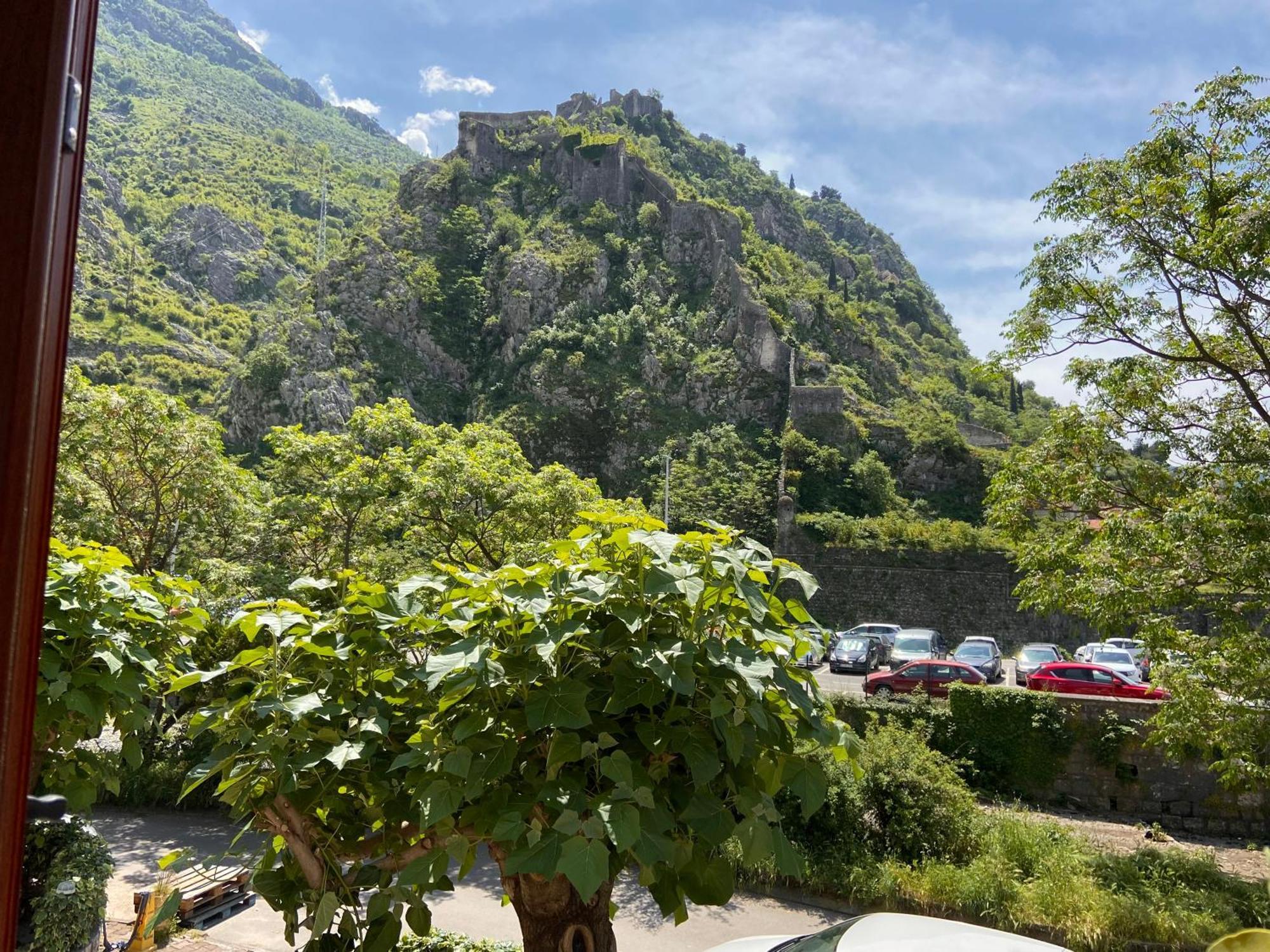 Fiumera Kotor Apartment المظهر الخارجي الصورة