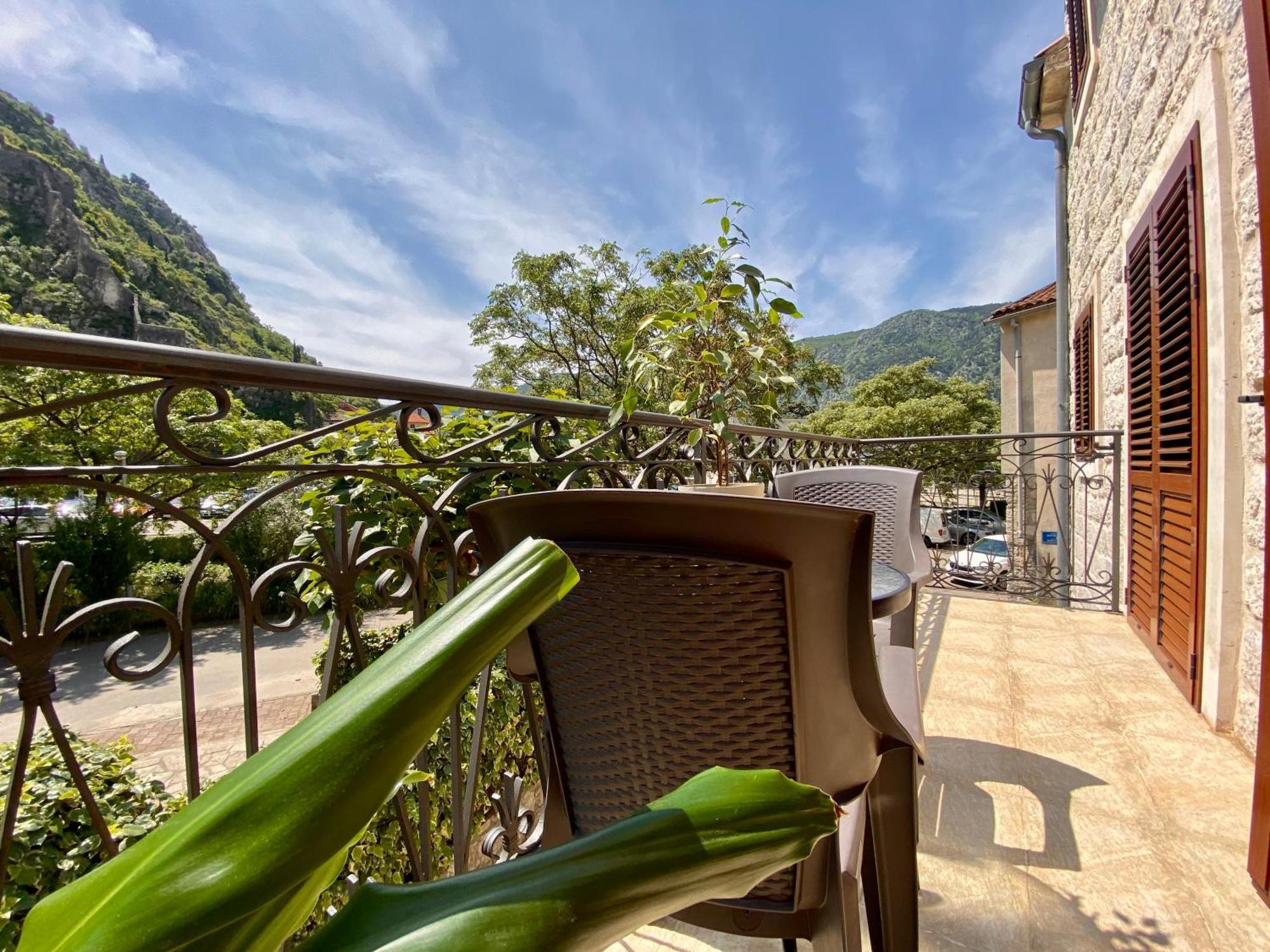 Fiumera Kotor Apartment المظهر الخارجي الصورة